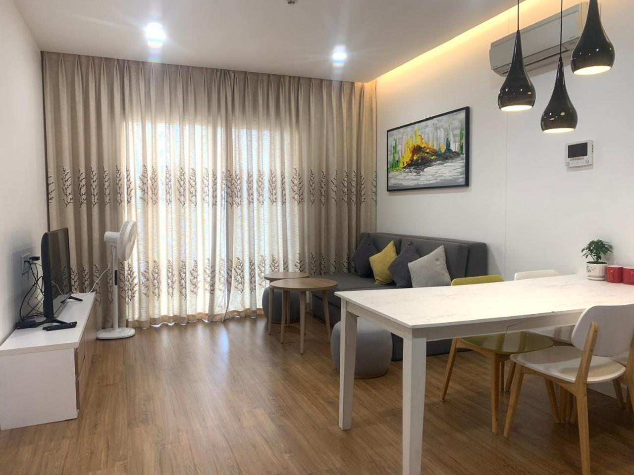 Republic Nearby Airport Free Pool Gym * Хошимин