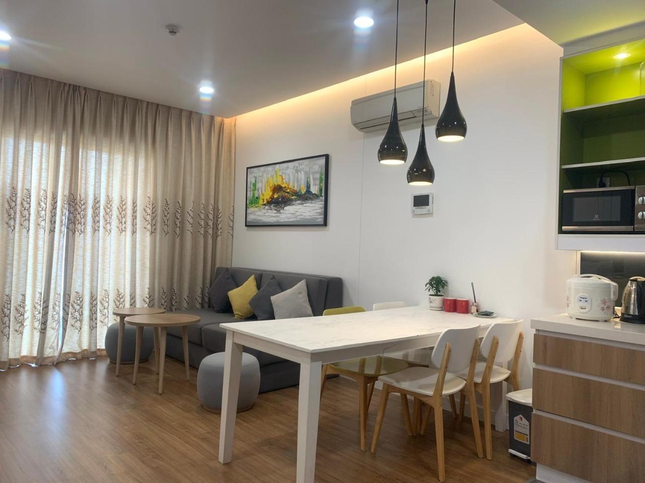 Republic Nearby Airport Free Pool Gym Апартаменты *