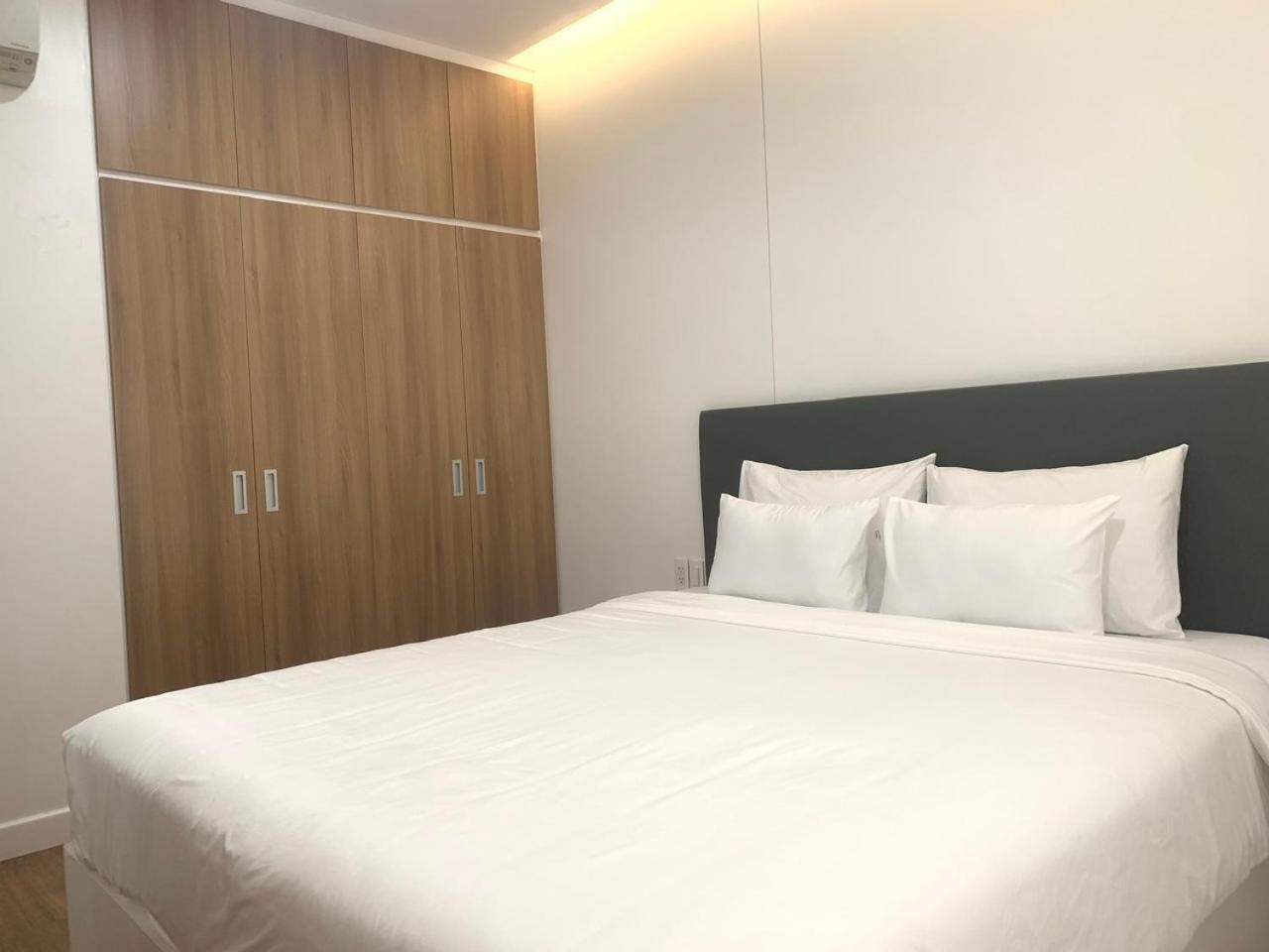 Апартаменты Republic Nearby Airport Free Pool Gym *